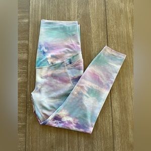 Maternity Full Panel Powersoft Side-Pocket 7/8-Length Leggings SIZE LARGE